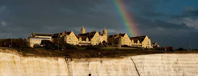 Programme d’été adolescents campus Brighton Roedean (Brighton en Angleterre)