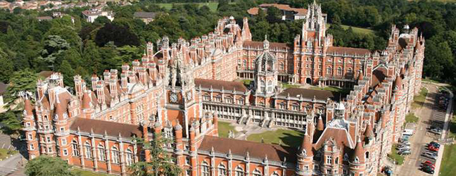 Camp linguistique d’été Tottenham football - Royal Holloway- University of London pour enfant (Londres en Angleterre)