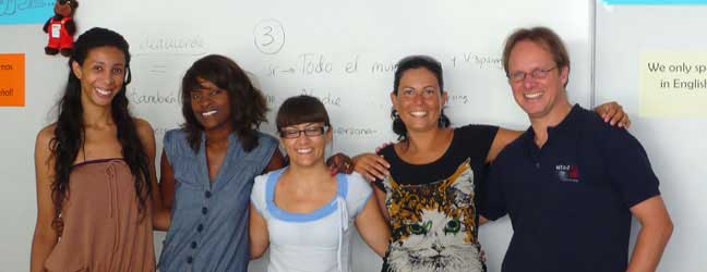 Ecoles de langues à Ibiza pour un senior (Ibiza en Espagne)