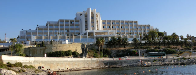 Camp linguistique d’été junior à Salina Bay (Salina à Malte)