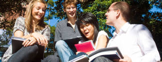 Etudier l'Anglais et pratiquer un sport sur campus
